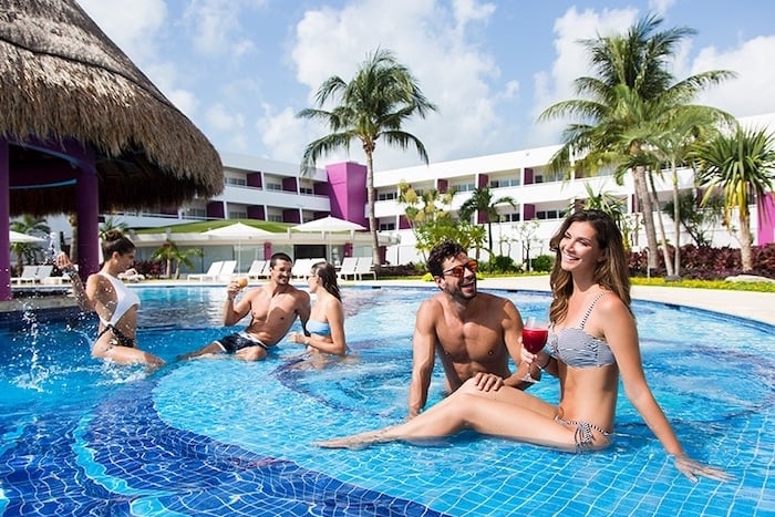 The Best All-Inclusive Resorts with Swim-Up Rooms in Cancun (Adults Only!) 